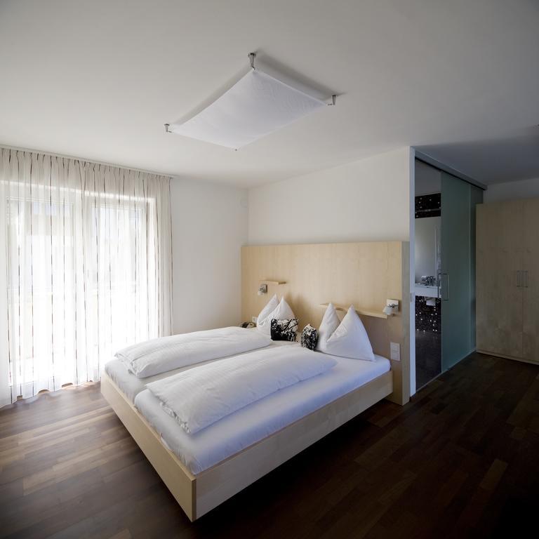 Boutiquehotel Ogris Am See Velden am Woerthersee Exterior photo